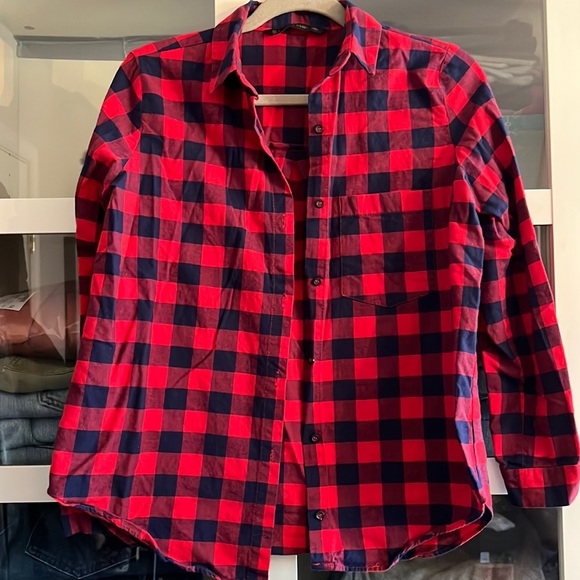 MOVING sale! Zara plaid button shirt - Picture 1 of 3